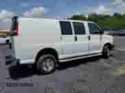 2021 Chevrolet Express Cargo with VIN 1GCWGAF73M1226274, listed as a Copart auction lot 60321655 with 9,039 mi miles and Clean title. Bid and sale history available at DreamBid. Image 3.