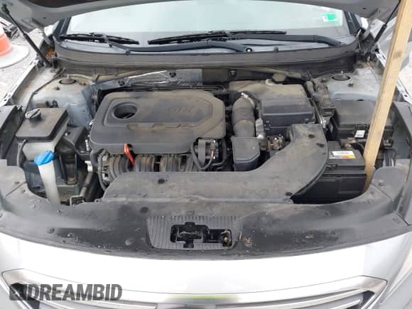 2015 Hyundai Sonata SE с VIN 5NPE24AF1FH070855, выставлен на аукционе IAAI как лот 43401764 с пробегом 150 569 миль миль и . История ставок и продаж доступна на DreamBid. Изображение 10.