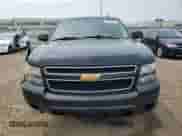 2011 Chevrolet Suburban LS with VIN 1GNSKHE32BR107058, listed as a Copart auction lot 60707125 with 153,407 mi miles and Salvage title. Bid and sale history available at DreamBid. Image 5.