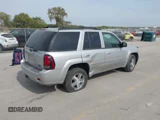 2006 Chevrolet TrailBlazer LT with VIN 1GNDT13S362205361, listed as a IAAI auction lot 43346313 with 221,138 mi miles and . Bid and sale history available at DreamBid. Image 4.