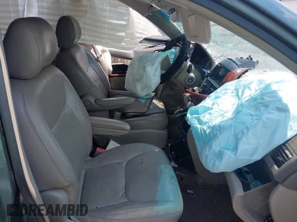 2004 Toyota Sienna XLE z VIN 5TDBA22C54S006680, wystawiony jako IAAI lot #42824647 z przebiegiem Nie podano mil oraz . Historia ofert i sprzedaży dostępna na DreamBid. Obrazek 5.