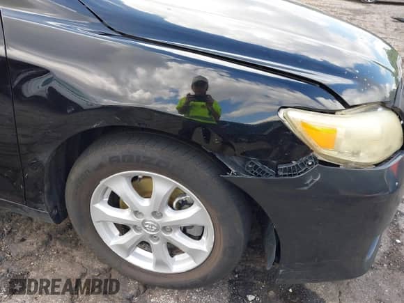 2011 Toyota Camry LE с VIN 4T1BF3EK5BU155606, выставлен на аукционе IAAI как лот 42949966 с пробегом 220 586 миль миль и . История ставок и продаж доступна на DreamBid. Изображение 17.