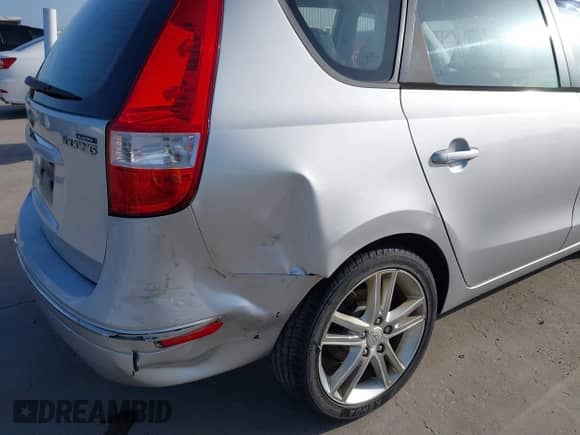 2012 Hyundai Elantra SE с VIN KMHDC8AE1CU146370, выставлен на аукционе IAAI как лот 42694699 с пробегом 180 558 миль миль и . История ставок и продаж доступна на DreamBid. Изображение 6.