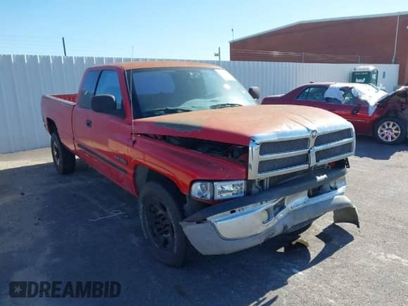 2002 Dodge 2500 with VIN 3B7KC23C22M220046, listed as a IAAI auction lot 41651900 with 260,860 mi miles and . Bid and sale history available at DreamBid. Image 1.