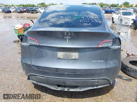 2023 Tesla Model Y Long Range с VIN 7SAYGDEE4PA096821, выставлен на аукционе IAAI как лот 42694922 с пробегом 29 156 миль миль и . История ставок и продаж доступна на DreamBid. Изображение 17.
