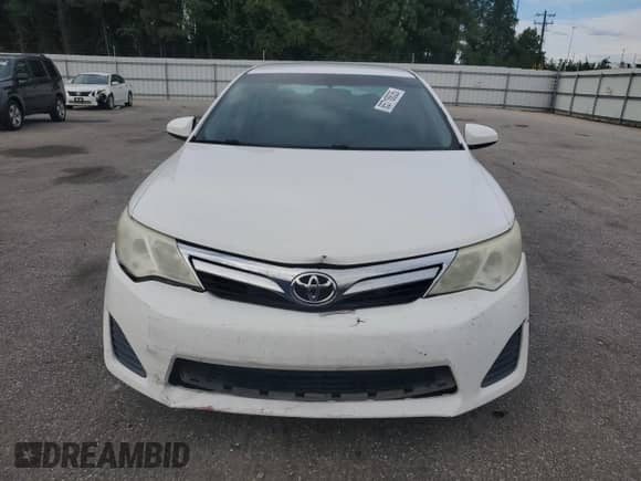 2013 Toyota Camry LE with VIN 4T1BF1FK6DU268826, listed as a Copart auction lot 85718835 with 230,230 mi miles and Salvage title. Bid and sale history available at DreamBid. Image 5.