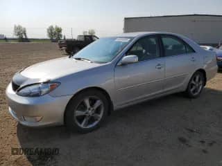 2006 Toyota Camry SE with VIN 4T1BA32K06U090382, listed as a Copart auction lot 80384305 with 304,145 mi miles and Salvage title. Bid and sale history available at DreamBid. Image 1.