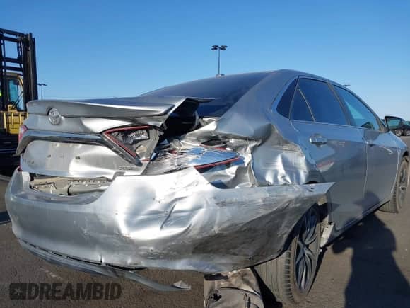 2017 Toyota Camry XSE with VIN 4T1BK1FK7HU581076, listed as a IAAI auction lot 42398038 with 96,881 mi miles and . Bid and sale history available at DreamBid. Image 6.