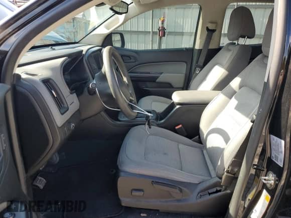 2020 Chevrolet Colorado 2WD Work Truck z VIN 1GCGSBEN9L1250411, wystawiony jako Copart lot #83841335 z przebiegiem 114 807 mil mil oraz Szkoda całkowita • Salvage title. Historia ofert i sprzedaży dostępna na DreamBid. Obrazek 7.