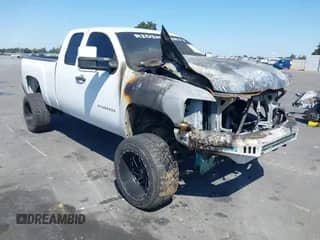 2011 Chevrolet Silverado 1500 Work Truck с VIN 1GCRKPEA5BZ331117, выставлен на аукционе IAAI как лот 42459562 с пробегом Не указан миль и . История ставок и продаж доступна на DreamBid. Изображение 1.