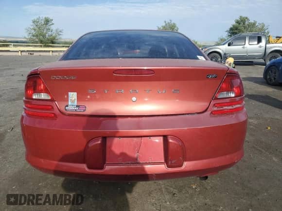 2005 Dodge Stratus SXT z VIN 1B3EL46X65N582061, wystawiony jako Copart lot #66772124 z przebiegiem Nie podano mil oraz Szkoda całkowita • Salvage title. Historia ofert i sprzedaży dostępna na DreamBid. Obrazek 6.