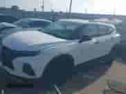 2021 Chevrolet Blazer LT z VIN 3GNKBCRSXMS513559, wystawiony jako IAAI lot #42564124 z przebiegiem 114 759 mil mil oraz . Historia ofert i sprzedaży dostępna na DreamBid. Obrazek 2.