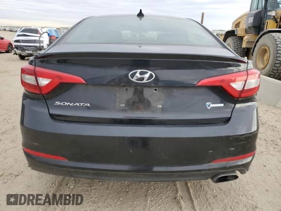 2017 Hyundai Sonata SE with VIN 5NPE24AF5HH524382, listed as a Copart auction lot 83953355 with 229,921 mi miles and Clean title. Bid and sale history available at DreamBid. Image 6.