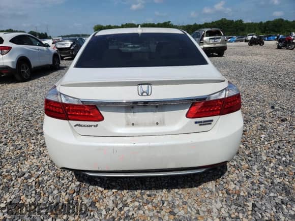 2015 Honda Accord Touring z VIN 1HGCR6F72FA005635, wystawiony jako Copart lot #62628725 z przebiegiem 139 084 mil mil oraz Szkoda całkowita • Salvage title. Historia ofert i sprzedaży dostępna na DreamBid. Obrazek 6.