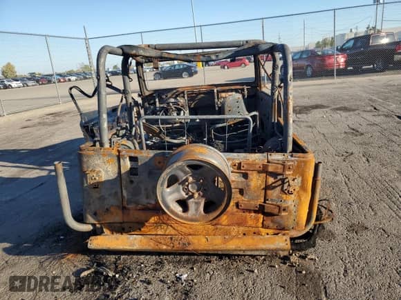 1997 Jeep Wrangler SE z VIN 1J4FY29P6VP470248, wystawiony jako Copart lot #85860665 z przebiegiem Nie podano mil oraz Szkoda całkowita • Salvage title. Historia ofert i sprzedaży dostępna na DreamBid. Obrazek 6.