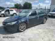 2015 Toyota Camry SE z VIN 4T1BF1FK9FU092549, wystawiony jako Copart lot #84592665 z przebiegiem 281 885 mil mil oraz Szkoda całkowita • Salvage title. Historia ofert i sprzedaży dostępna na DreamBid. Obrazek 1.