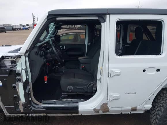 2021 Jeep Wrangler Unlimited Sport S with VIN 1C4HJXDG8MW509322, listed as a IAAI auction lot 42110123 with 39,955 mi miles and . Bid and sale history available at DreamBid. Image 15.