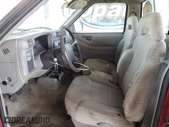 1997 Chevrolet S-10 LS with VIN 1GCCS1440V8149351, listed as a Copart auction lot 55935625 with 167,894 mi miles and Salvage title. Bid and sale history available at DreamBid. Image 7.