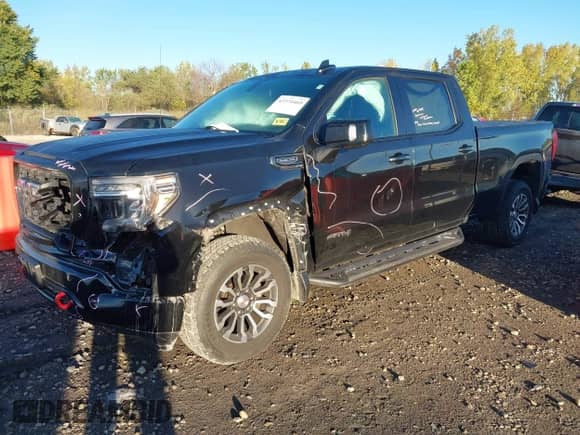 2020 GMC Sierra 1500 AT4 z VIN 1GTP9EED7LZ116440, wystawiony jako IAAI lot #43374469 z przebiegiem 63 184 mil mil oraz . Historia ofert i sprzedaży dostępna na DreamBid. Obrazek 2.