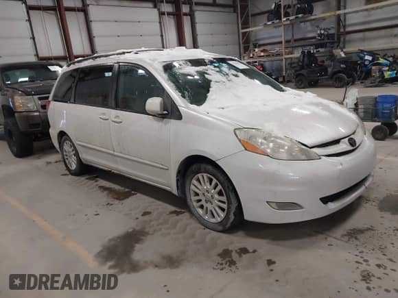 2007 Toyota Sienna XLE z VIN 5TDZK22C57S002919, wystawiony jako IAAI lot #41563961 z przebiegiem 262 988 mil mil oraz . Historia ofert i sprzedaży dostępna na DreamBid. Obrazek 1.