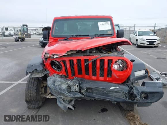 2022 Jeep Wrangler Unlimited Sport with VIN 1C4HJXKN6NW149177, listed as a IAAI auction lot 41509598 with 104,609 mi miles and . Bid and sale history available at DreamBid. Image 12.