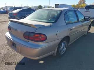 2002 Chevrolet Malibu LS с VIN 1G1NE52J42M625452, выставлен на аукционе IAAI как лот 43554964 с пробегом 92 550 миль миль и . История ставок и продаж доступна на DreamBid. Изображение 4.