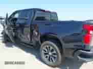 2022 Chevrolet Silverado 1500 RST with VIN 1GCUDEET2NZ520287, listed as a IAAI auction lot 42255608 with 37,264 mi miles and . Bid and sale history available at DreamBid. Image 18.