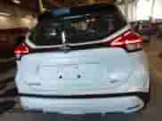 2024 Nissan Kicks SR с VIN 3N1CP5DV6RL560300, выставлен на аукционе IAAI как лот 42207596 с пробегом 7 423 миль миль и . История ставок и продаж доступна на DreamBid. Изображение 16.