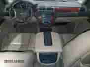 2009 Chevrolet Tahoe 2LT with VIN 1GNFK23069R104147, listed as a Copart auction lot 89911005 with 226,636 mi miles and Clean title. Bid and sale history available at DreamBid. Image 8.