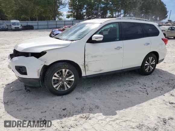2017 Nissan Pathfinder SV with VIN 5N1DR2MN8HC673181, listed as a Copart auction lot 81939595 with 122,198 mi miles and Salvage title. Bid and sale history available at DreamBid. Image 1.