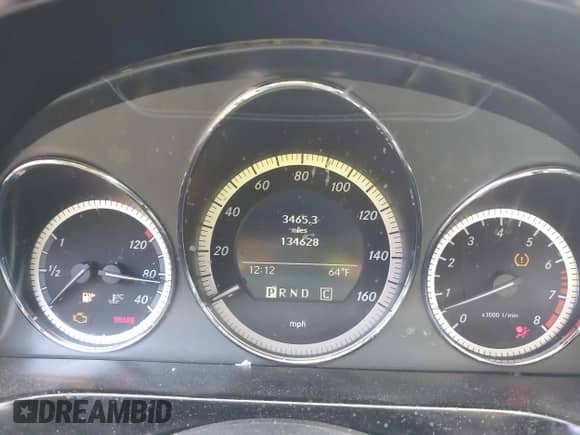 2010 Mercedes-Benz C 300 Sport with VIN WDDGF8BB5AF362971, listed as a IAAI auction lot 43164598 with 134,628 mi miles and . Bid and sale history available at DreamBid. Image 7.