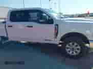 2024 Ford F-250 XL z VIN 1FT7W2BT6RED23453, wystawiony jako IAAI lot #43149828 z przebiegiem 69 818 mil mil oraz . Historia ofert i sprzedaży dostępna na DreamBid. Obrazek 13.