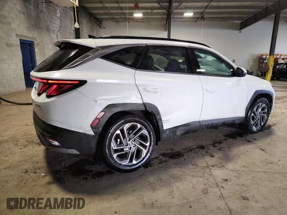 2025 Hyundai Tucson Limited с VIN KM8JEDD18SU325292, выставлен на аукционе Copart как лот 70113035 с пробегом 3 315 миль миль и Списание • Salvage title. История ставок и продаж доступна на DreamBid. Изображение 3.