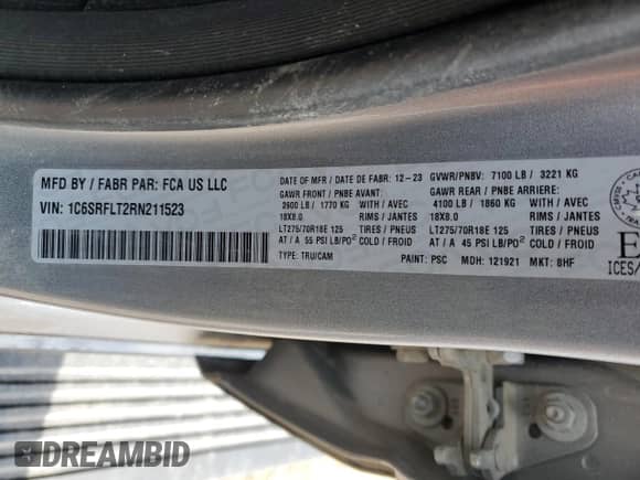 2024 Ram 1500 Rebel z VIN 1C6SRFLT2RN211523, wystawiony jako Copart lot #68870655 z przebiegiem 24 028 mil mil oraz Szkoda całkowita • Salvage title. Historia ofert i sprzedaży dostępna na DreamBid. Obrazek 13.