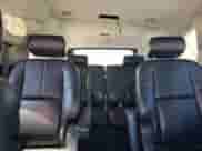 2008 Chevrolet Suburban LTZ z VIN 3GNFC16098G284726, wystawiony jako Copart lot #82468245 z przebiegiem Nie podano mil oraz Szkoda całkowita • Salvage title. Historia ofert i sprzedaży dostępna na DreamBid. Obrazek 10.