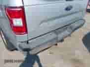 2018 Ford F-150 XLT z VIN 1FTEW1EG4JKD73029, wystawiony jako IAAI lot #43200359 z przebiegiem 72 883 mil mil oraz . Historia ofert i sprzedaży dostępna na DreamBid. Obrazek 6.