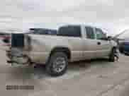 2005 GMC Sierra 1500 SLE z VIN 1GTEC19V95Z176856, wystawiony jako Copart lot #60732885 z przebiegiem 89 468 mil mil oraz Szkoda całkowita • Salvage title. Historia ofert i sprzedaży dostępna na DreamBid. Obrazek 3.