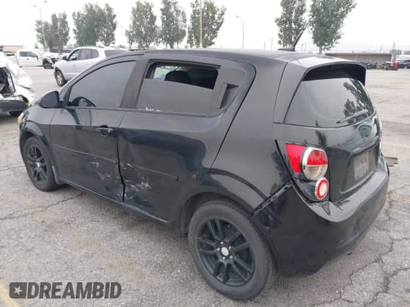 2014 Chevrolet Sonic LT с VIN 1G1JC6SB1E4179347, выставлен на аукционе IAAI как лот 42437777 с пробегом 87 586 миль миль и . История ставок и продаж доступна на DreamBid. Изображение 3.