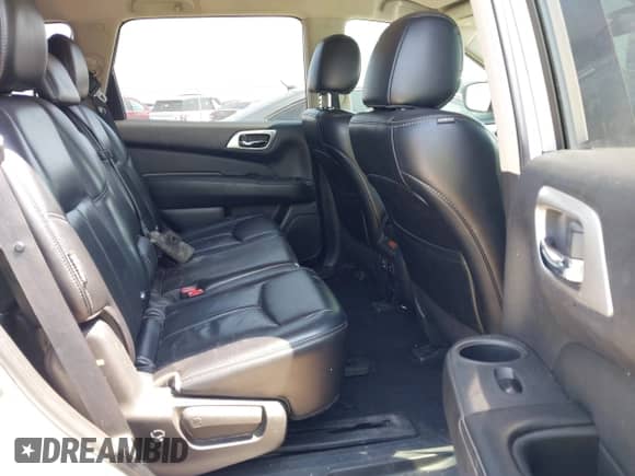2018 Nissan Pathfinder SV with VIN 5N1DR2MN4JC621553, listed as a IAAI auction lot 43169667 with 229,281 mi miles and . Bid and sale history available at DreamBid. Image 8.