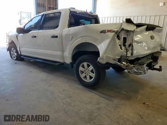 2023 Ford F-150 XL z VIN 1FTFW1E50PFD24205, wystawiony jako Copart lot #66202755 z przebiegiem 12 632 mil mil oraz Szkoda całkowita • Salvage title. Historia ofert i sprzedaży dostępna na DreamBid. Obrazek 2.