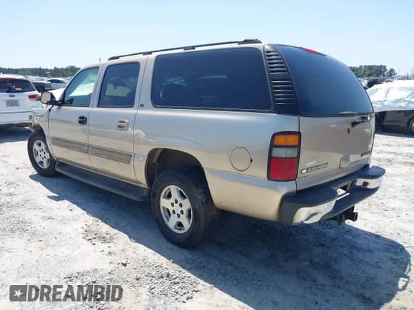 2005 Chevrolet Suburban LT with VIN 1GNEC16Z75J117611, listed as a IAAI auction lot 41946614 with 273,541 mi miles and . Bid and sale history available at DreamBid. Image 3.