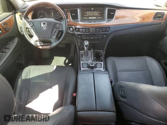 2014 Hyundai Equus Signature с VIN KMHGH4JH4EU085701, выставлен на аукционе Copart как лот 68970455 с пробегом 151 413 миль миль и Списание • Salvage title. История ставок и продаж доступна на DreamBid. Изображение 8.