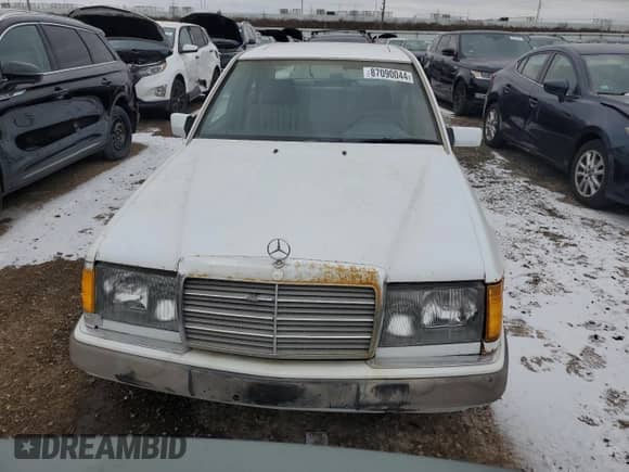 1992 Mercedes-Benz 300 с VIN WDBEB28D8NB567134, выставлен на аукционе Copart как лот 87090044 с пробегом 191 054 миль миль и Чистый • Clean title. История ставок и продаж доступна на DreamBid. Изображение 5.