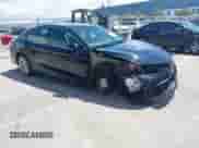 2020 Toyota Camry Hybrid XLE z VIN 4T1F31AK4LU526096, wystawiony jako IAAI lot #42213926 z przebiegiem 102 881 mil mil oraz . Historia ofert i sprzedaży dostępna na DreamBid. Obrazek 1.