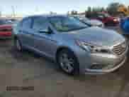 2015 Hyundai Sonata SE с VIN 5NPE24AF1FH007593, выставлен на аукционе Copart как лот 82631145 с пробегом 215 450 миль миль и Чистый • Clean title. История ставок и продаж доступна на DreamBid. Изображение 4.