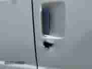 2001 Ford Econoline Cargo z VIN 1FTSE34LX1HA85240, wystawiony jako IAAI lot #41734607 z przebiegiem 216 818 mil mil oraz . Historia ofert i sprzedaży dostępna na DreamBid. Obrazek 12.