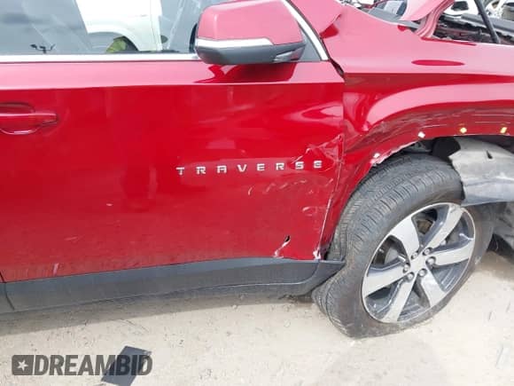 2021 Chevrolet Traverse LT с VIN 1GNERHKW4MJ132343, выставлен на аукционе IAAI как лот 42393706 с пробегом 99 159 миль миль и . История ставок и продаж доступна на DreamBid. Изображение 6.