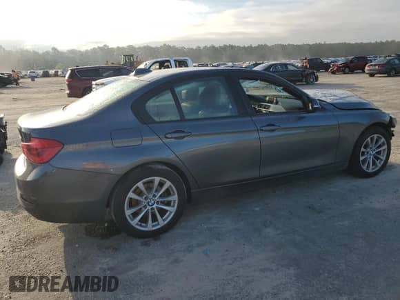 2017 BMW 3 Series 320i xDrive z VIN WBA8A3C36HA067194, wystawiony jako Copart lot #80345745 z przebiegiem 73 578 mil mil oraz Szkoda całkowita • Salvage title. Historia ofert i sprzedaży dostępna na DreamBid. Obrazek 3.