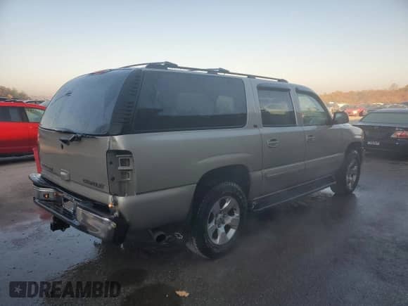 2005 Chevrolet Suburban LS with VIN 3GNFK16Z75G127872, listed as a Copart auction lot 77887864 with 201,471 mi miles and Salvage title. Bid and sale history available at DreamBid. Image 3.