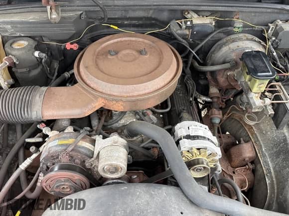 1994 GMC Sierra 1500 with VIN 2GTEK19K4R1579845, listed as a Copart auction lot 89894485 with 148,811 mi miles and Clean title. Bid and sale history available at DreamBid. Image 7.
